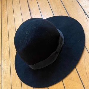 Barely worn free people 100% wool hat